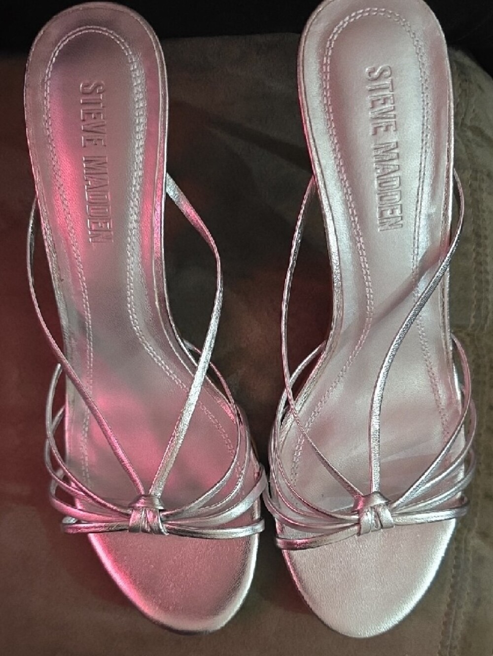 Steve Madden Edna Silver Leather Heels - Picture 6 of 8